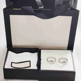 Lyxdesigner ring mode hjärtringar för kvinnor original design stor kvalitet kärlek smycken leverans grossist nrj ic58