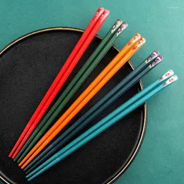 Estilo pauzinhos 1 par 24cm fibra de vidro ponta pontiaguda antiderrapante dos desenhos animados utensílios de mesa japoneses presente reutilizável suprimentos de cozinha