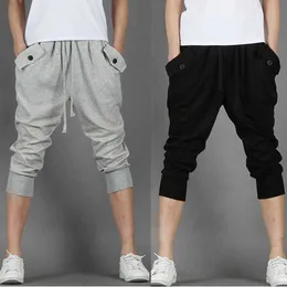 Fornitura completa di pantaloni sportivi Harun da uomo in versione coreana estiva tagliati su Taobao per uomo