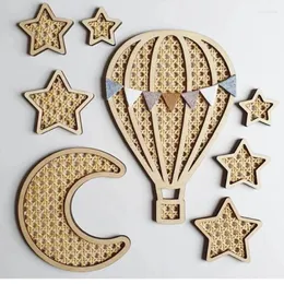 Decorative Figurines INS Rattan Woven Wall Ornaments Wooden Rainbow Air Balloon Moon Star Stickers For Kids Room Decoration