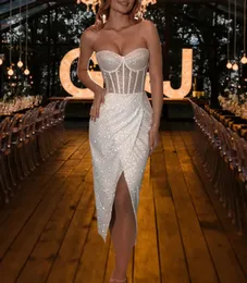 Glänzendes Tüll-Schatz-Hochzeitskleid Sexy High Split 2024 Teelang Lace Up Rückenfreies Brautpartykleid Vestidos De Noivas