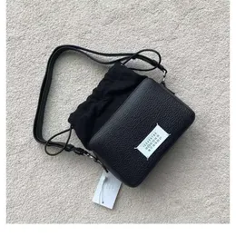 2023 Nuova borsa a busta super calda semplice e versatile con bocca in bundle Borsa monospalla casual a tracolla sotto le ascelle Borsa quadrata piccola Borsa fotografica 240128