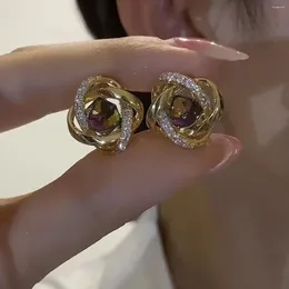 Dangle Earringsファッショントレンドユニークなデザインエレガントな繊細なカラフルなカラフルなキューブジルコンスタッド女性ジュエリーパーティープレミアムギフト卸売