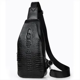 Nya män bröstväska messenger väska läder USB laddning bröstpaket alligator casual crossbody väska manlig krokodilmönster slingväskor266d