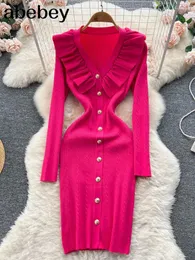 Casual Kleider Frauen Rüschen Gestrickte Bleistift Kleid Koreanische Langarm V-ausschnitt Elastische Dünne Herbst Winter Sexy Bodycon Warme Pullover