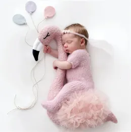 Born Baby Pography Props Floral Backdrop Cute Pink Flamingo Posing Doll Outfits Set Accessories Studio Shooting Po Prop 240117