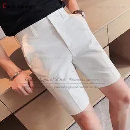 Abiti da uomo Pantaloncini da abito casual per uomo Summer Beach Vacation Pantaloni corti di moda su misura Pantaloni classici maschili bianchi slim fit 1 pezzo