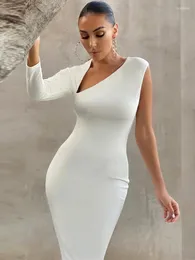 Casual Dresses Fashion Cut Out Bandage Dress Women Sexy One Shoulder Midi Bodycon 2024 White Long Sleeve Party Club Outfits Winter