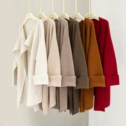 الحياكة النسائية Naizaiga 100 Cashmere Loose Red White Beige Shawl Style Women Cardigans Sweater Jnsh138