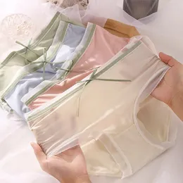 Kvinnors trosor Ice Silk Underwear Traceless Middle midja Antibakteriell bomullsskrot Super tunn snabb torkning av ansiktsmaskbyxor