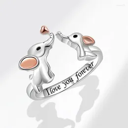 Cluster-Ringe, die Silberfarbe verkaufen, personalisierte Liebe Elefant Mutter Kind Mode Frauen Offener Ring Geschenk AJ618