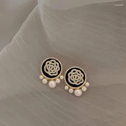 Kolczyki stadnorskie 2024 Przyjazd Koreańska imitacja Pearl Crystal Flower Geometryczne dla kobiet mody eleganckie prezenty biżuterii