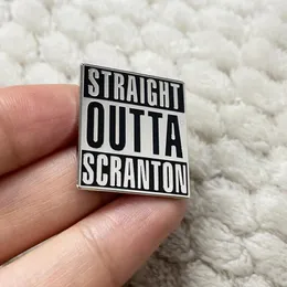 Broschen Straight Outta Scranton Emaille Pin The Office Meme Brosche Lustiger Schmuck