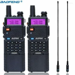 Портативная радиолюбительская рация Baofeng UV-5R — модернизированная двухдиапазонная двусторонняя радиостанция с аккумулятором емкостью 3800 мАч