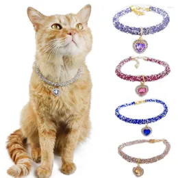 Abbigliamento per cani Collare per gatti in cristallo di lusso Ciondolo con gemma a cuore Collana con strass riflettenti per gatti Gatti regolabili Cucciolo di Chihuahua Accessori per animali domestici