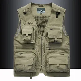 Summer Men Unloading Tactical Vest Coat Casual Mens Pographer Waistcoat Mesh Work Sleeveless Jacket Tools Pocket Vest 5XL 240202