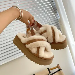 Дизайнерская тапочка мужчина женщин ug Slippers Sfluffy Cotton Warm Slippers Женщина Slipper Winter Fashion Пушистые тапочки теплые повседневные сандалии Tasman размер 34-43