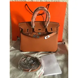 5A Womens Leather Leather Messenger Bag Designer الأكياس حقائب المرأة المصممة يدويًا مصمميًا مصمميًا من الجلد الأصلي.