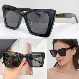 24SS Nya Sunclasses SL810 Women Cat Eye Solglasögon Stor Acetatram Black UV400 Lens Lady Glasses Lunettes de Soleil Designer Pour Femmes