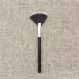 Makeup Brushes 1 PCS Professional Fan Brush Blending Highlighter Contour Face Face Pulver Rose Gold Cosmetic Beauty Tools Drop Delive Otlua