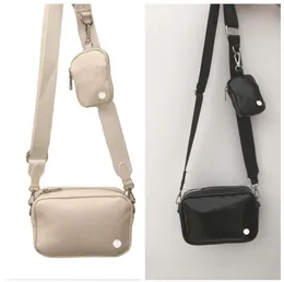 2024 Lu Yoga-Tasche Frühling und Sommer neue Drei-in-Eins-Lu-Mode lässiger One-Shoulder-LL-Messenger