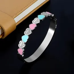 Designer de jóias designer pulseira pulseira de ouro pulseira de luxo de alta qualidade amor presente jóias para mulheres novo aço inoxidável não fade pulseira atacado