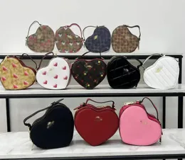 Klassisk logotyp kvinnors väska handväska axelväska söt hjärtrörande randiga messenger väskor nya presbyopiska kärlek kvinnors väskor plånböcker mynt plånböcker