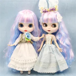 ICY DBS Blyth Puppe, weiße Haut, dunkler Gelenkkörper, individuelles blaues Haar, rosa mattes Gesicht, 16 Bjd-Spielzeug, Anime-Mädchen, 240129