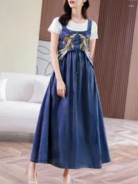 Partykleider TIYIHAILEY 2024 Frauen Lange Maxi Ärmellose Denim Frühling Sommer M-2XL Chinesischen Stil Stickerei Damen