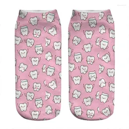 Kobiet Socks Women's Kawaii Zabawny bezproblemowy wzór z uroczą zęby Kobieta harajuku szczęśliwa nowość prezent dla dziewczyny za