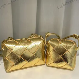 Borsa per fotocamera piccola a cassetta di marca Borsa a tracolla a tracolla con passante per caramelle Designer 5A+ Borsa in pelle intrecciata moda di alta qualità Mini borsa da donna piccola borsa quadrata