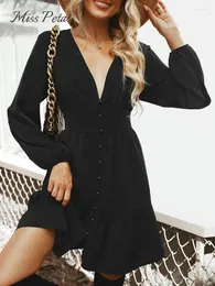 Повседневные платья MISS PETAL, мини-платье с глубоким вырезом на пуговицах для женщин, однотонное черное сексуальное вечернее платье с длинными рукавами, осень-зима 2024, женское