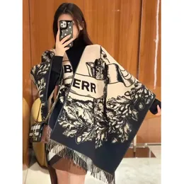 2024 Scarves Designer Burberrry Top Quality New Plaid Large Shawl Autumn/winter Warhorse Tassel Cape Scarf fashion supermsss