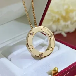 2024 Ułóż Naszyjniki śrubowe Tytan Stal Stal Projektant C z diamentów luksusowe dar
