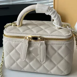 S Gerçek Deri Crossbody Tasarımcılar Çanta Debriyaj Kapitone Klasik Kadınlar Zincir Taşınabilir Depolama Tuvalet Çantası Kaliteli Moda Moda Mini Güzel Satchel