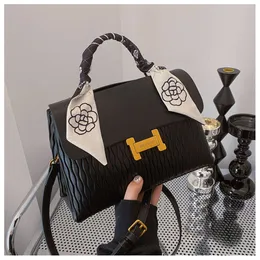 Women Live Chain Winter Winter New Hand Handpag Carty Multi -Layered استخدم حقيبة Crossbody ذات الكتف المفرد تنوعًا 2024 78 ٪ من المتجر بالجملة