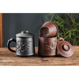 Retro Yixing Dragon Phenix Purple Clay Tea Mug with Lid and Infuser Handmade Ceramic Teacup Office Water Cup Gift Home Drinkware 240124