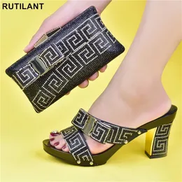 Latest Nigerian Party Shoe and Bag Sets Black Color Sales In Women Matching Shoes Set Italy 240124