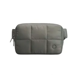 Designer Crossbody Bag Lulu Belt Bag Quilted Grid Midjepåse män plånbok kvinnor handväska svart sport fanny pack överallt bältespåse för på flytt telefonhållare sportväska