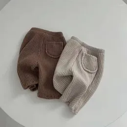 Pantaloni 2024 autunno inverno ragazza bambino pantaloni Casual solidi bambini buca a righe tasca Sprot ragazzo bambino cotone vestiti per bambini