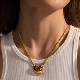 Vintage Stainless Steel Heart-Shaped Pendant Necklace 18K PVD Gold Plated Tarnish Free Waterproof Jewelry For Women