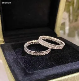 Luksusowy projektant marki Perlee Copper z 14 -karatowym logo platowanym logo grawerowane pełne kryształ US 68 szeroki pierścień dla kobiet biżuteria 3847559