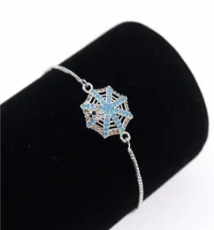 Il più nuovo braccialetto con ciondolo a forma di ragnatela con zirconi cubici con braccialetto a catena a maglie color argento per i regali di compleanno delle donne6202701