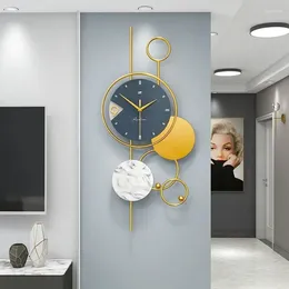 Wall Clocks Simple Modern Home Decoration Clock Nordic Light Luxury Art Metal Fashion Creativity Silent Sweep Second Quartz Watch