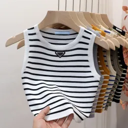 Tasarımcılar Kadın Çizgili Örgü Kostit Tankları Moda Günlük Kırpılmış Spor Kolsuz Top Esneklik Yelekleri Kadın Tank Camis Wild Mahsul Kısa Üstler