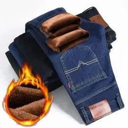 Herrfleece varma jeans Autumn Winter Fashion Business Long Pants Retro Classic Denim Trousers Casual Stretch Slim Jeans Hållbara 240124