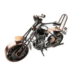 Estátuas de metal da motocicleta para decoração de casa modelo retro estatueta do motor decoração metal artesanal ferro moto prop vintage 240131