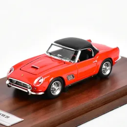 YM 1 64 AE 250 GT SWBカリフォルニアスパイダーダイキャストモデルカー240131