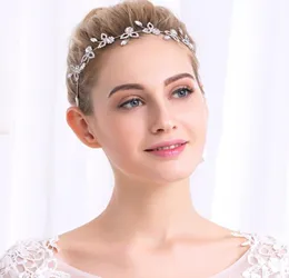 Sonderangebot Stirnbänder Trendige Zinklegierung Pflanze Braut Haarranke Kristall Tiara Krone Hochzeit Kamm Kopfschmuck JCG0333726434