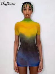 캐주얼 드레스 Hugcitar Color Block Short Sleeves Gradient Sexy Bodycon Skinny Mini Dress 2024 가을 여성 생일 파티 Y2K 의상